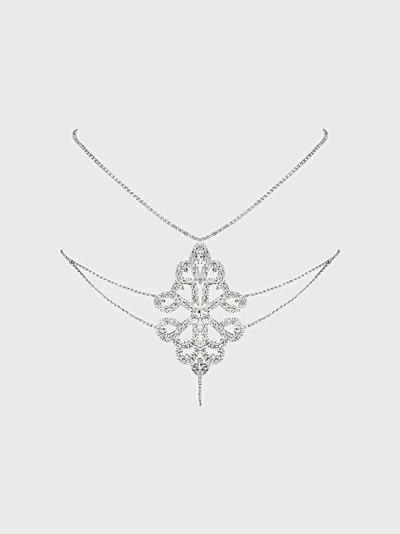 Strass-Slip mit spiralförmigem Mittelstück, verstellbarem Kettenrücken und luxuriösen, mehrlagigen Trägern