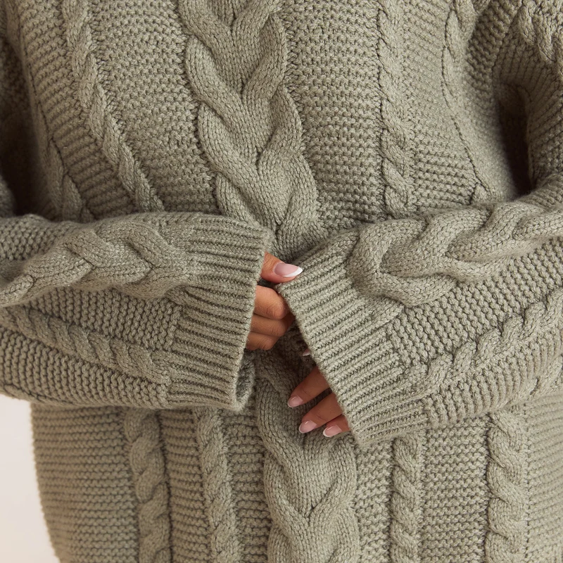 Oversized-Strickpullover mit Zopfmuster - Olivgrün