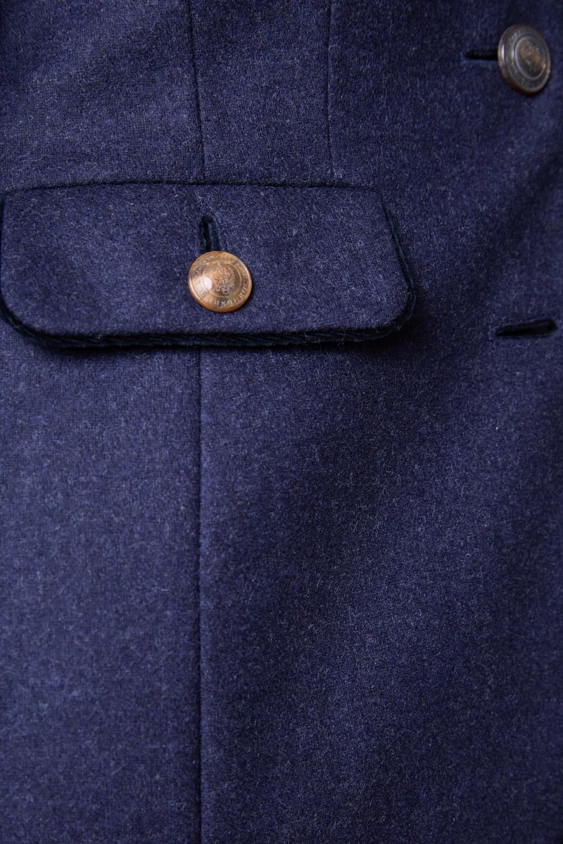 Wollblazer Mariella mit Hornknöpfen