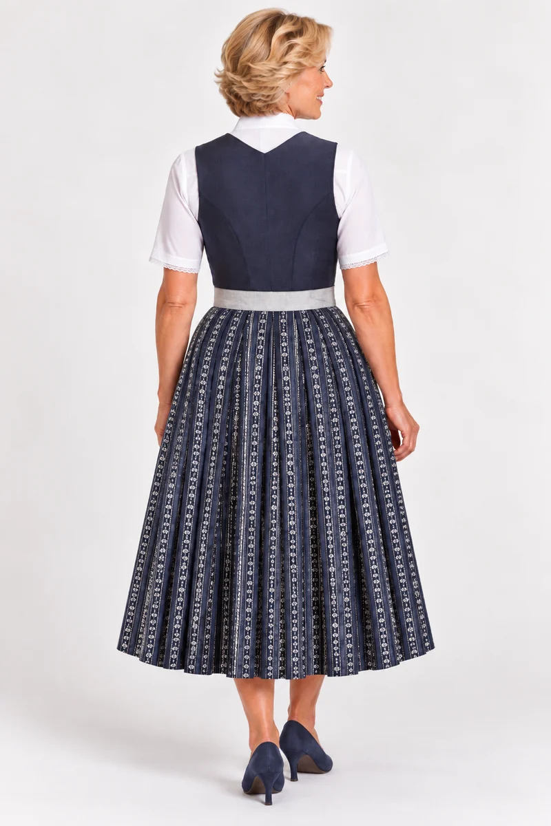 Dirndl mit Reinleinen-Oberteil und Leinenschürze