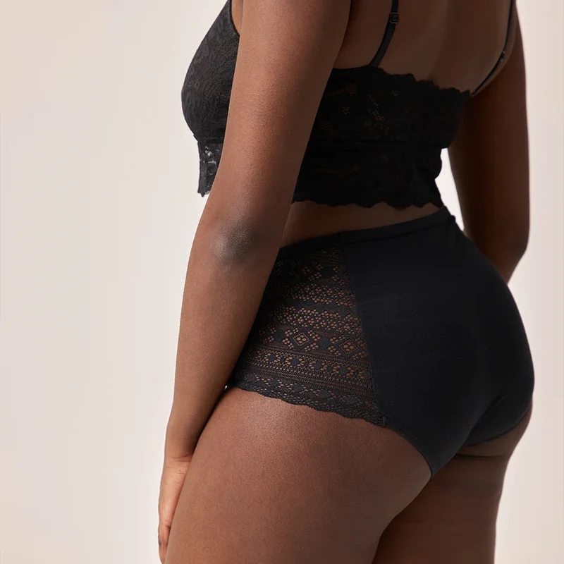 High Waist Hipster Panties mit Spitze | Schwarz