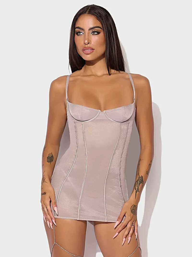 Presley Strass-Negligé-Set mit schimmerndem Netzstoff, Bügel-Cups und G-String