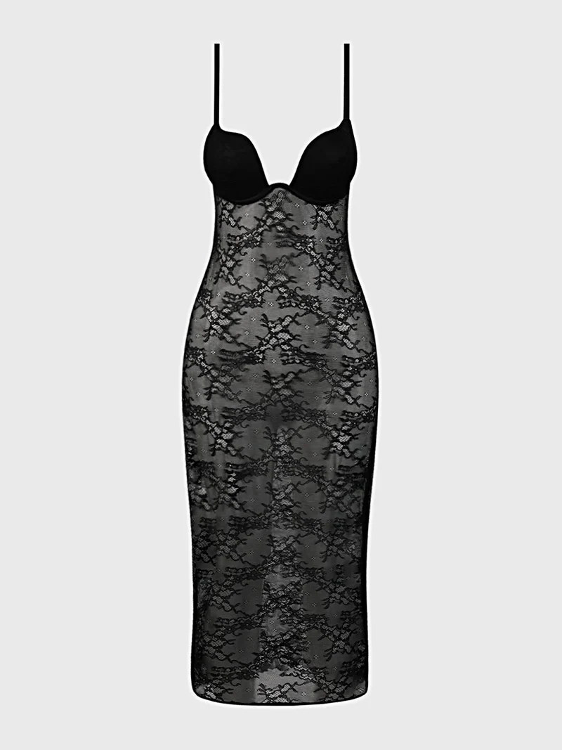 Yvone Abendkleid aus öligem Satin-Spitzenstoff mit tiefem Ausschnitt, romantischer Rüsche und abnehmbaren Bändern