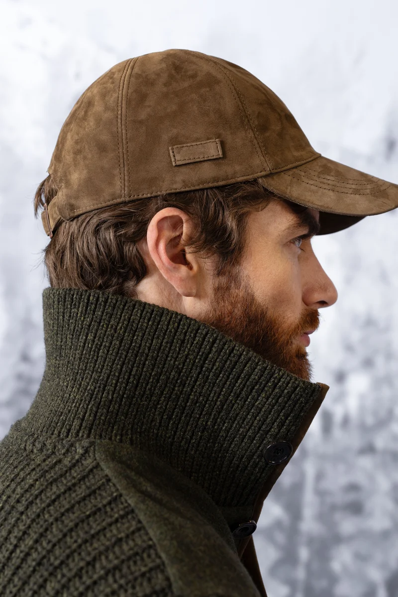 Kappe in Veloursleder