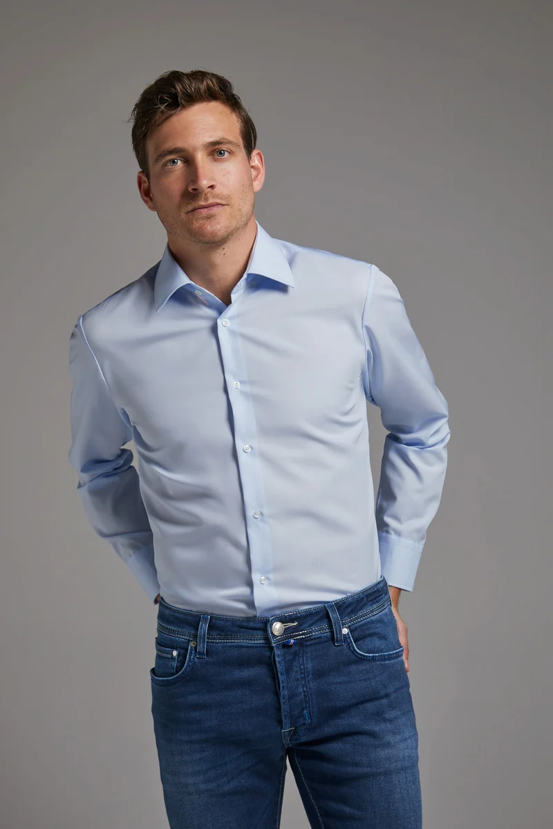 Hemd Modern Fit Non Iron Hell Blau I Business Hemd
