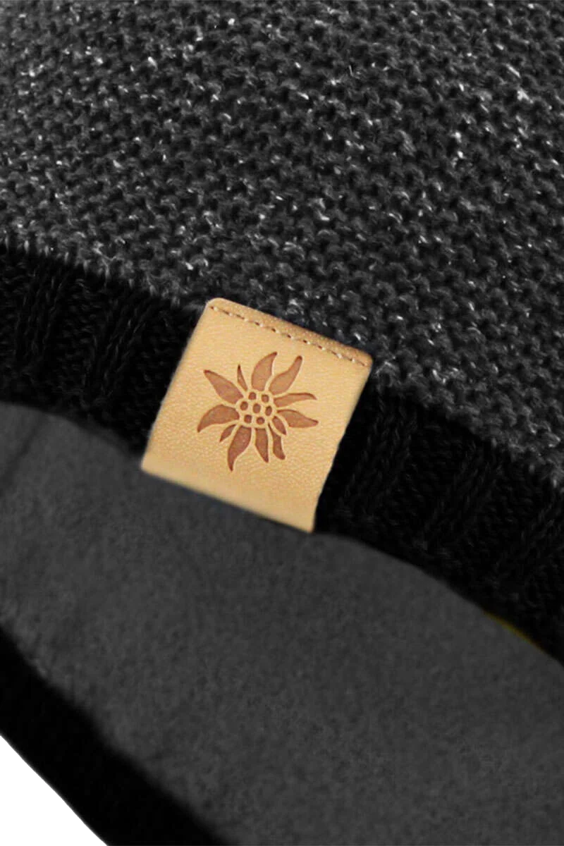 Unisex Trachten-Strickmütze mit Edelweiß-Lederpatch