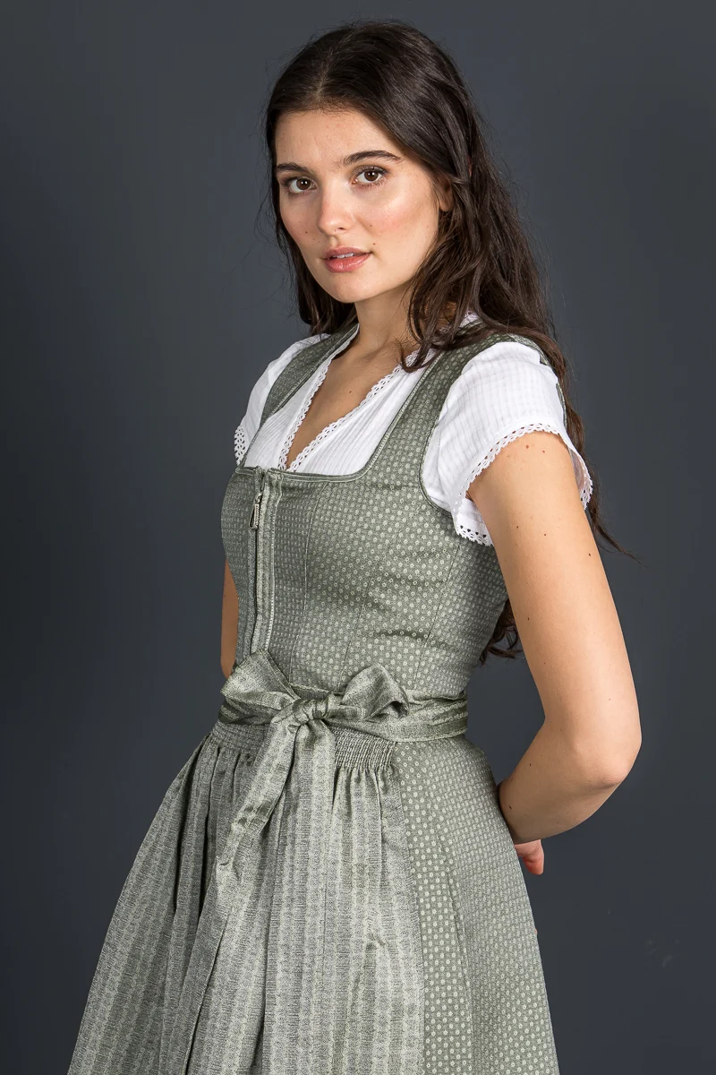 Country Line Dirndl mintgrün