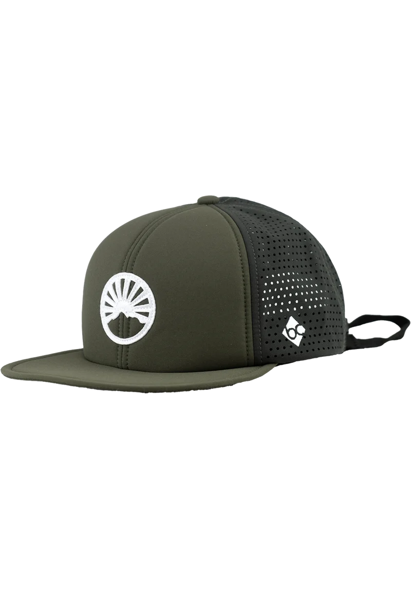 Unisex Snapback-Cap mit Gipfelstürmer-Design und Quetschfunktion