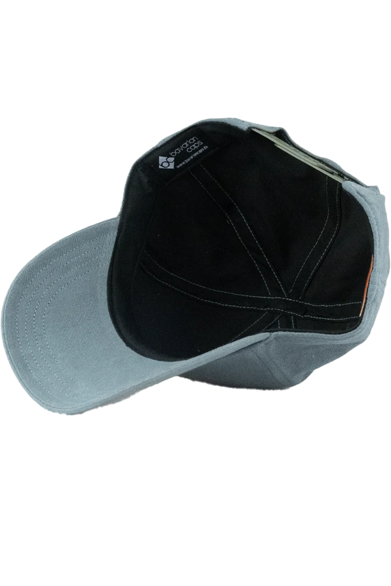 Unisex Curved-Cap 'Pumuckl tanzt'