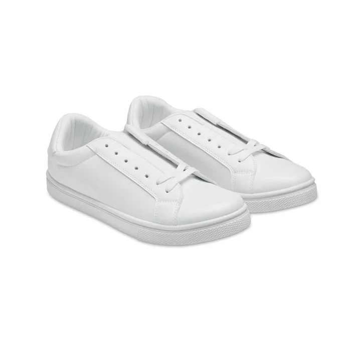 Sneaker aus PU Größe 47