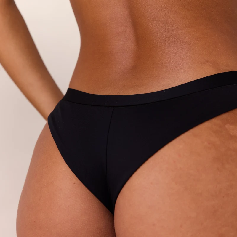 Everyday Comfort Brazilian - Schwarz