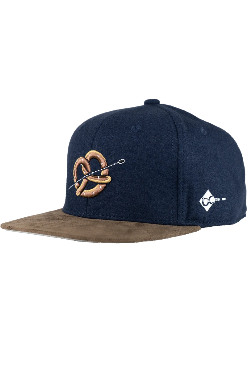 Herren Cap mit Brezn-Motiv im Westernlook