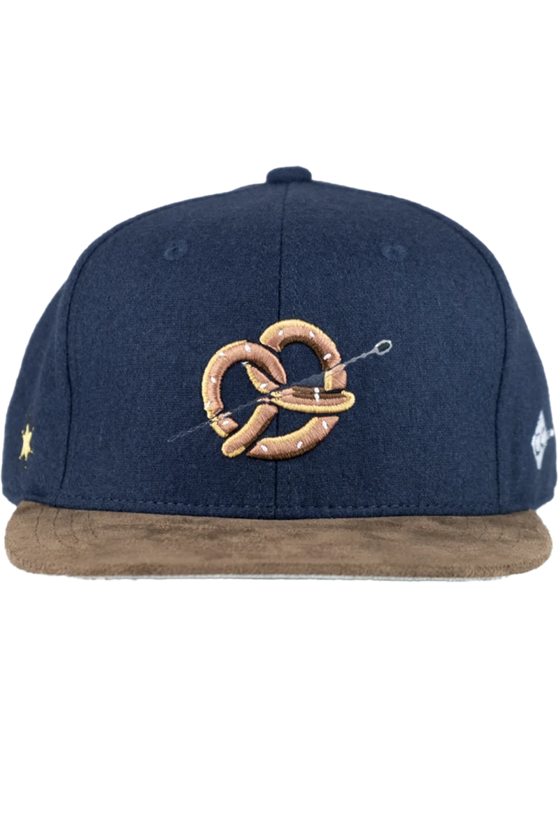 Herren Cap mit Brezn-Motiv im Westernlook