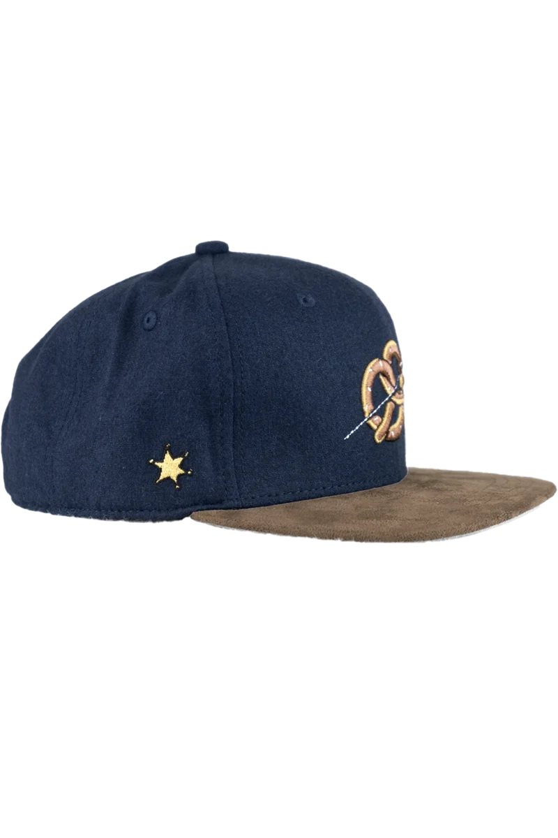 Herren Cap mit Brezn-Motiv im Westernlook