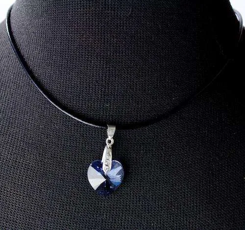 Trachtenanhänger Herz Blau – Strass/Kristallanhänger AN-106