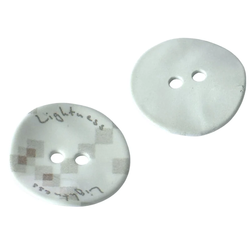 Perlmuttknopf Natur Weiß 2-Loch 25 mm – PL-20-weiß