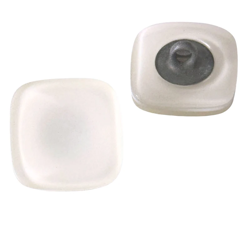 Quadratischer Blusenknopf Perlmuttimitat mit Öse creme KW-9