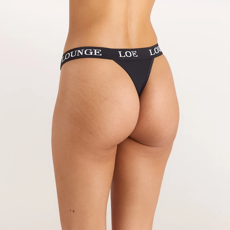 Bamboo Triangle String - Ganz Schwarz