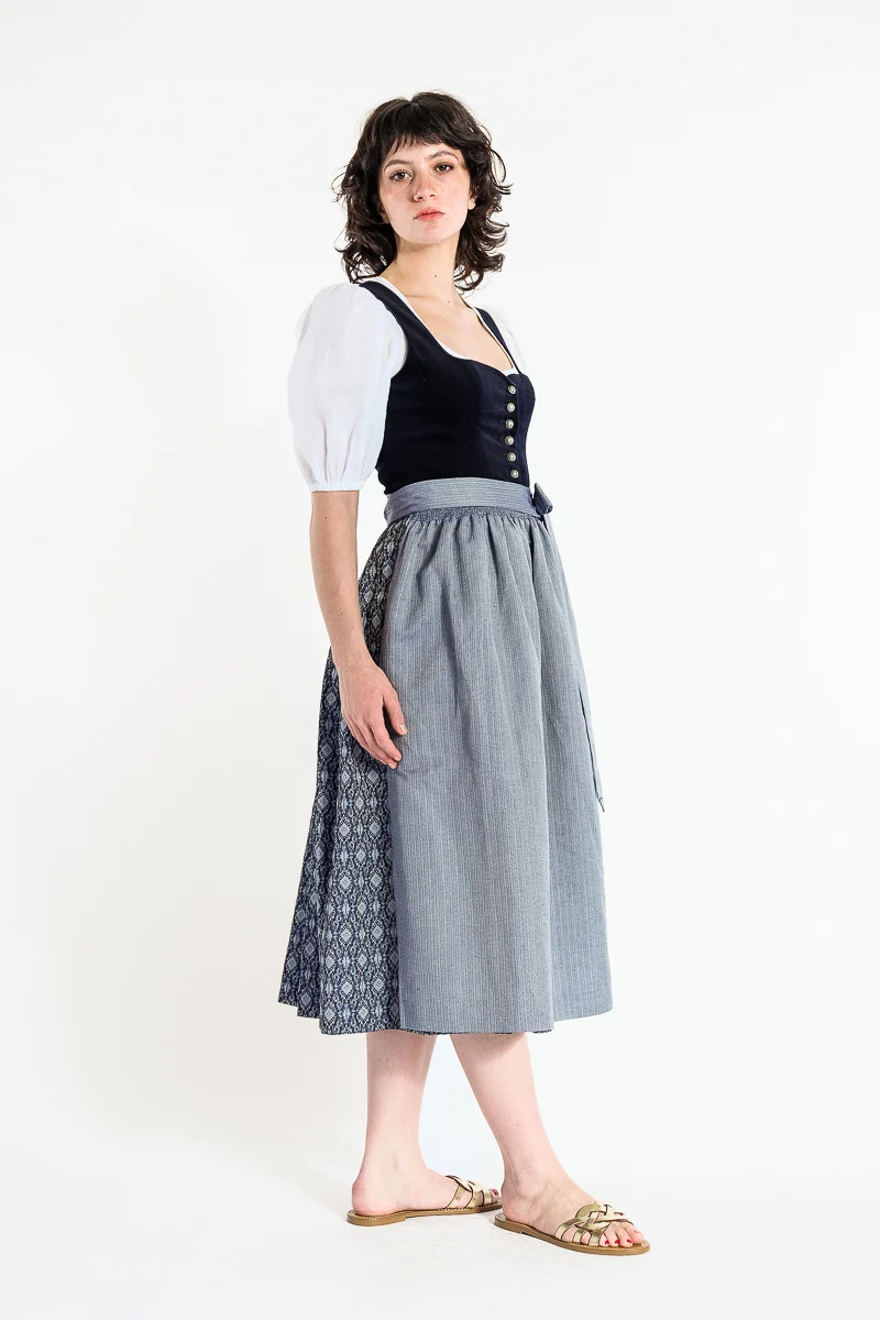Wenger Samtdirndl Rena blau