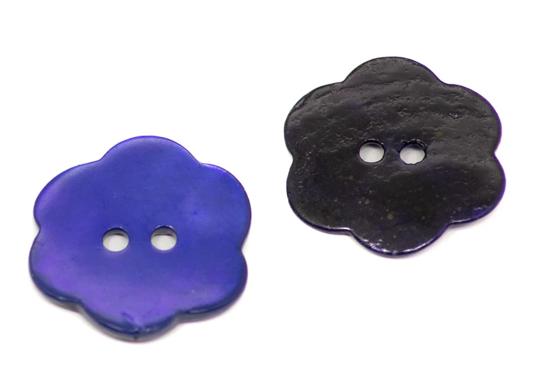 Perlmuttknopf Natur Blau 2-Loch – PL-15-BLAU