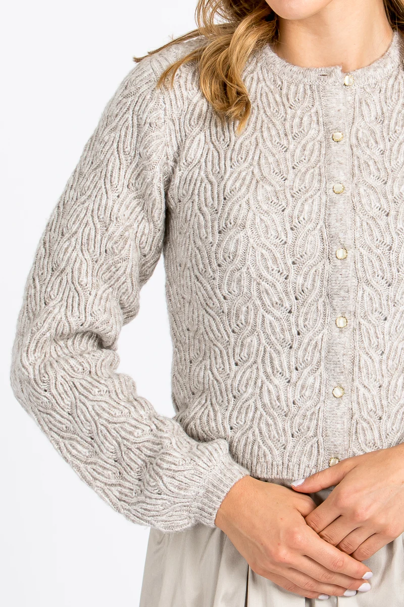 Madame Marie Strickjacke Avenara beige