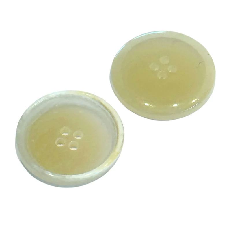 Hornimitatknopf Creme-Natur 4-Loch-Knopf – Blazer- und Sakkoknopf HI-125
