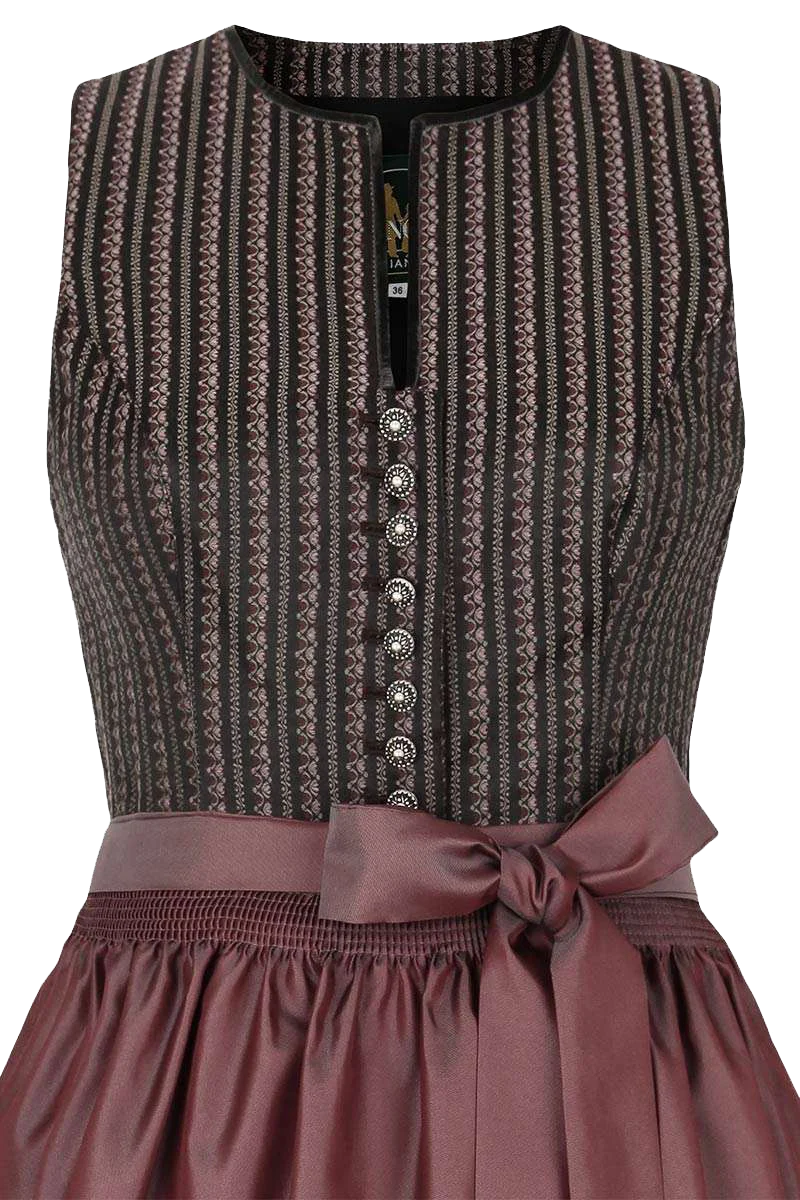 Dirndl hochgeschlossen