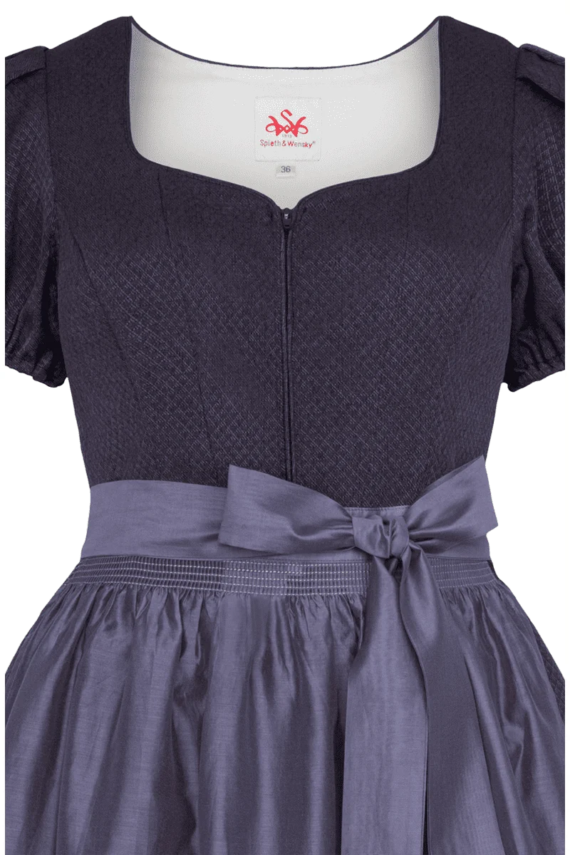 Midi-Dirndl mit Ärmeln