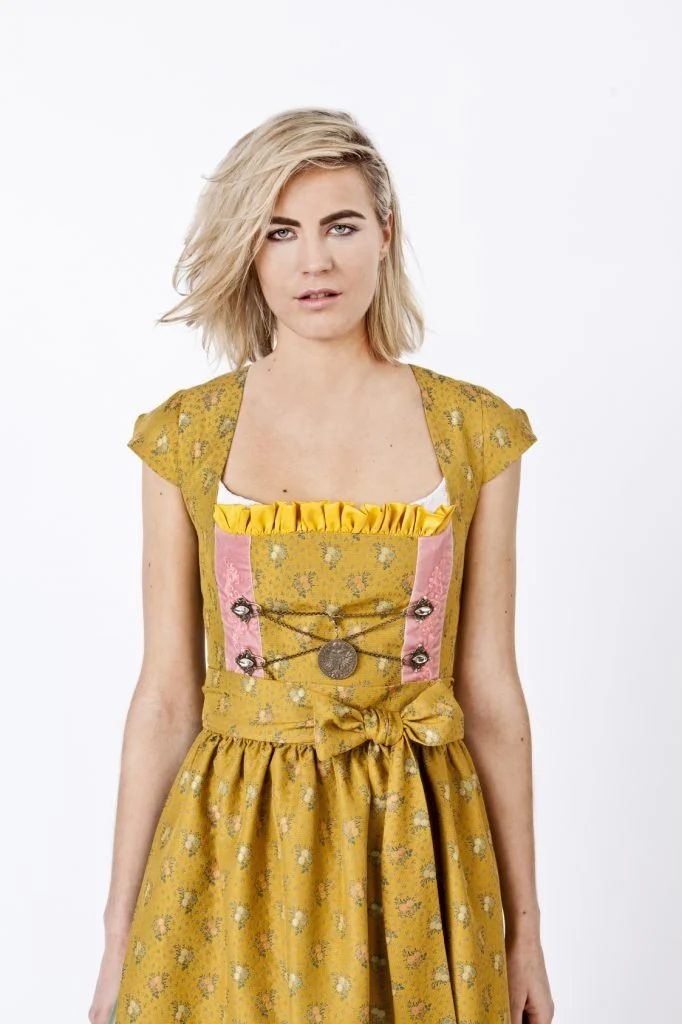 SEIDENDIRNDL PERGOLA SENF/LINDGRÜN