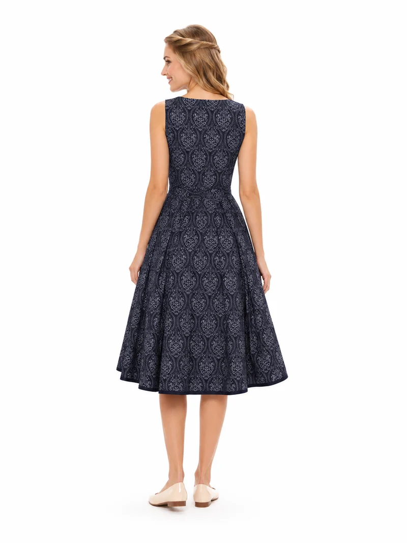 Sommerliches Trägerkleid aus Baumwolldruck