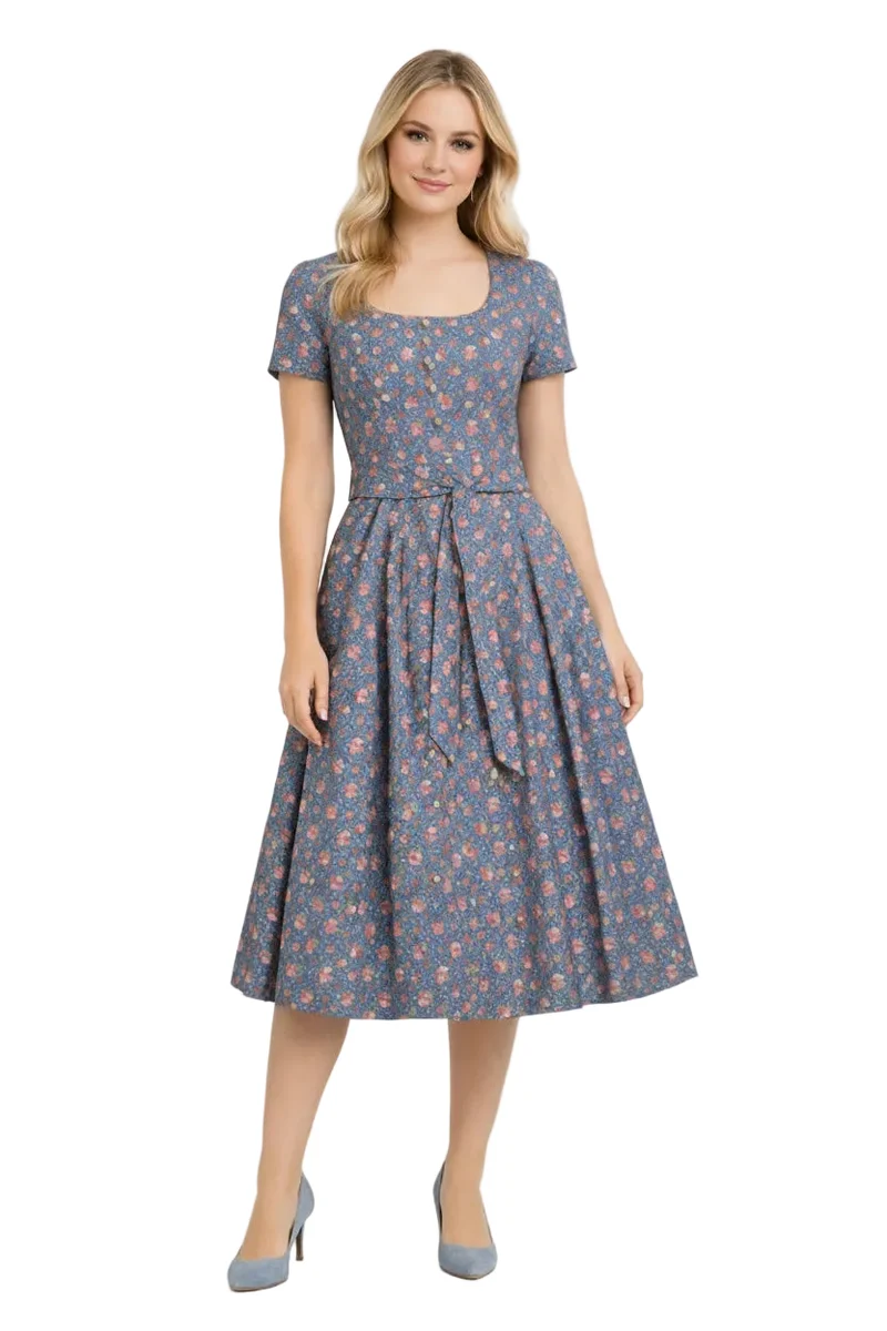 Sommerkleid aus Rosendruck mit Faltenrock & Gürtel