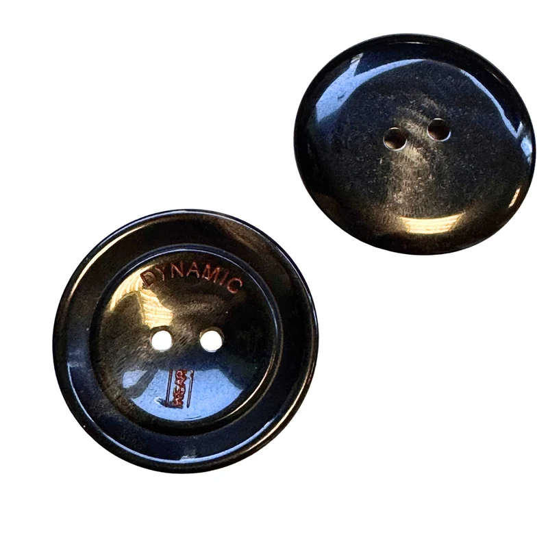 Hornimitatknopf Braun 4-Loch-Knopf – Mantelknopf KBR-230