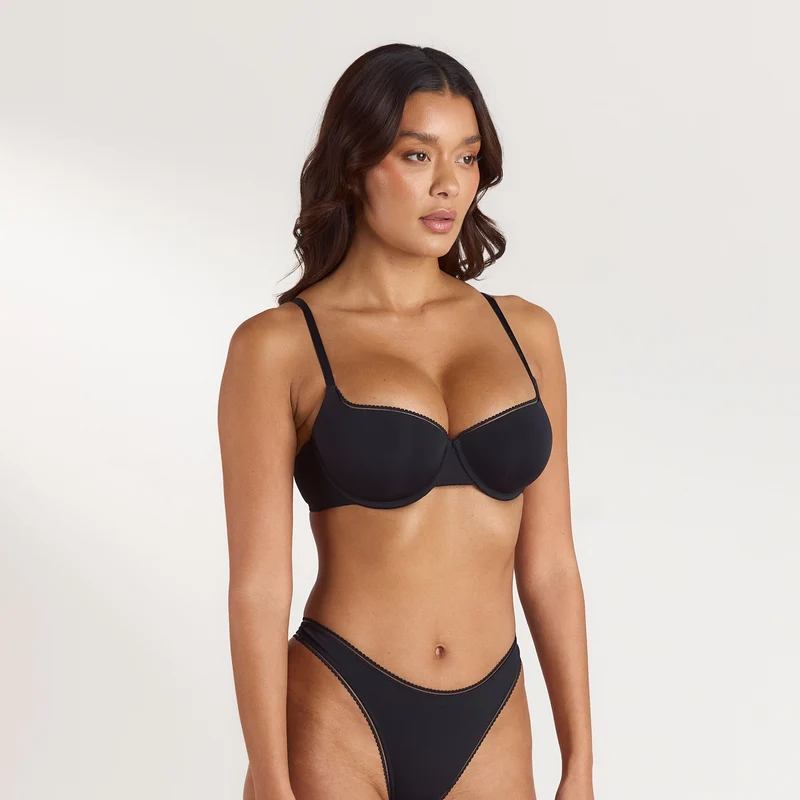 Comfort Extreme Push-Up Balconette BH - Schwarz