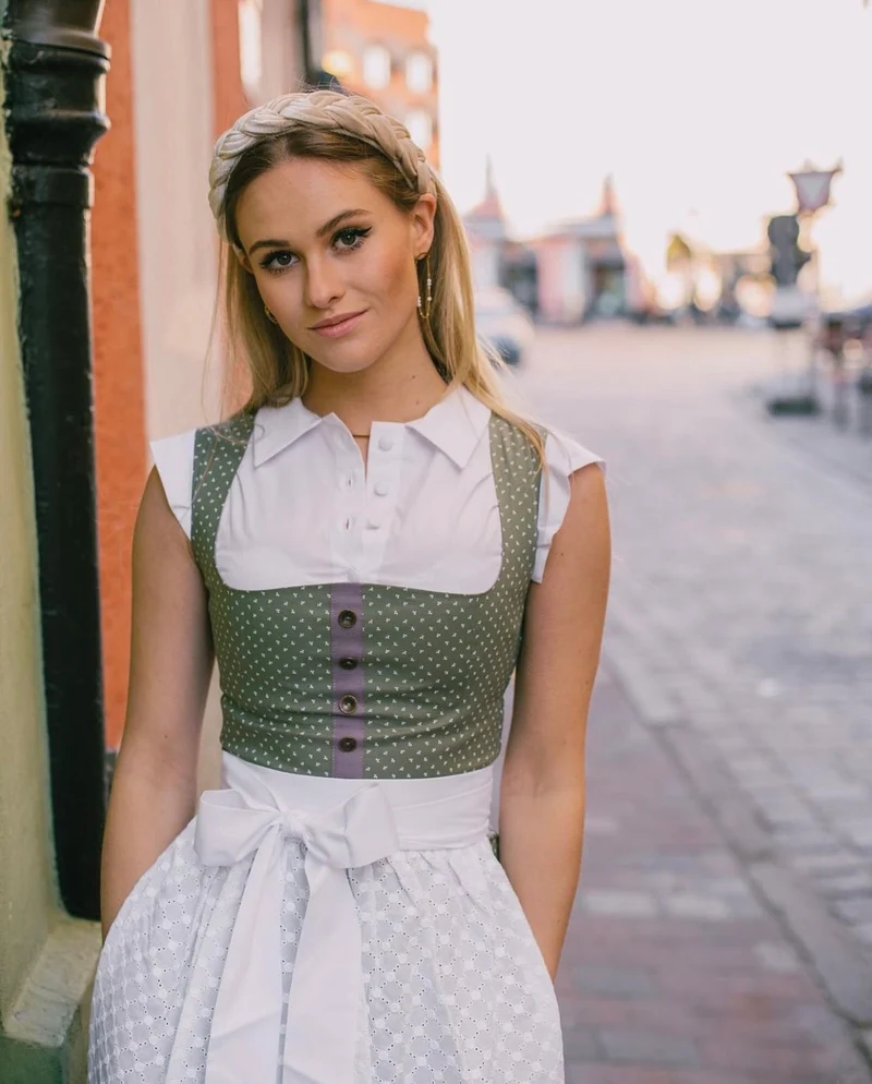 DIRNDLBLUSE CLASSY POPELINE WEISS