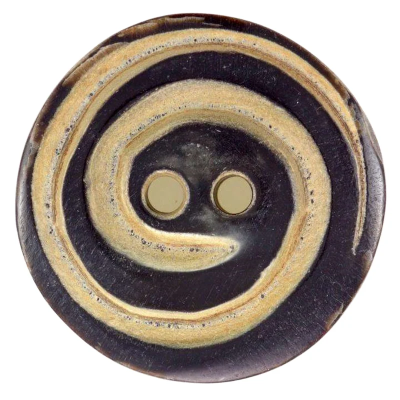 Hornknopf Muster Braun 2-Loch – HK-200