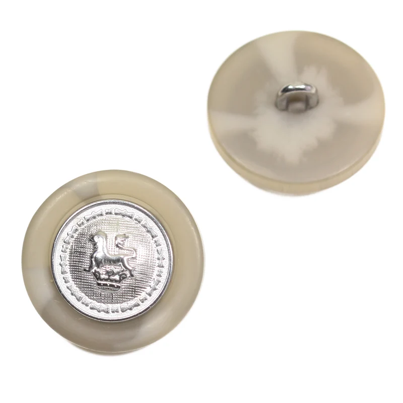 Metallknopf Wappenmotiv Löwenwappen Silber-Beige – Trachtenknopf MK-370S-5
