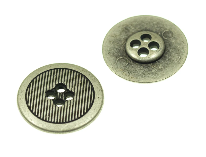 Metallknopf Streifenmuster Muster Altsilber-Silber – 4-Loch MK-140-A