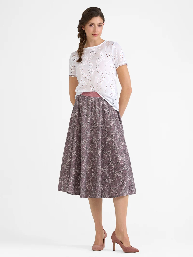 Bluse aus Lochstickerei