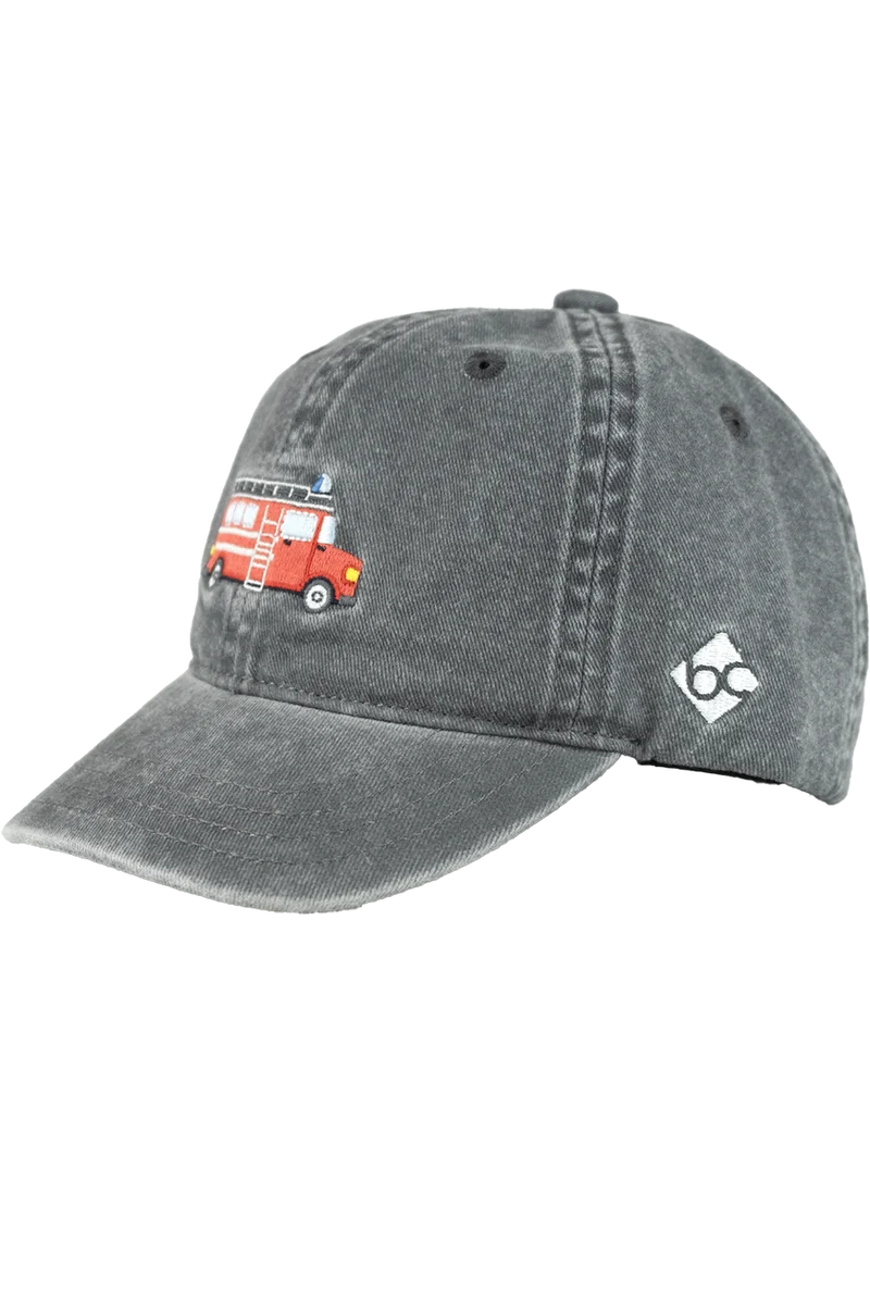 Kindercap mit Feuerwehr-Stickerei