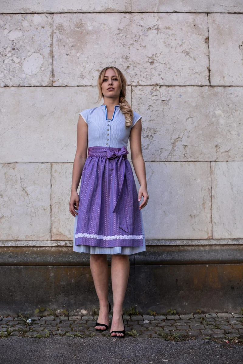 BW DIRNDLKLEID FLORAL STRIPES HIMMELBLAU/VIOLETT