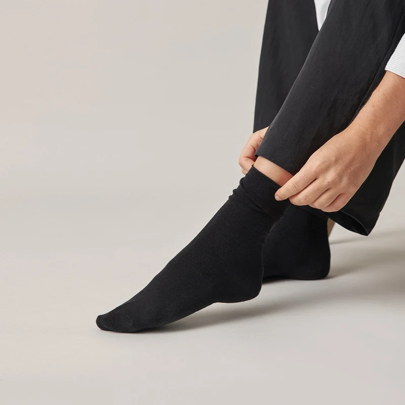Klassische Damen Socken | Weiß