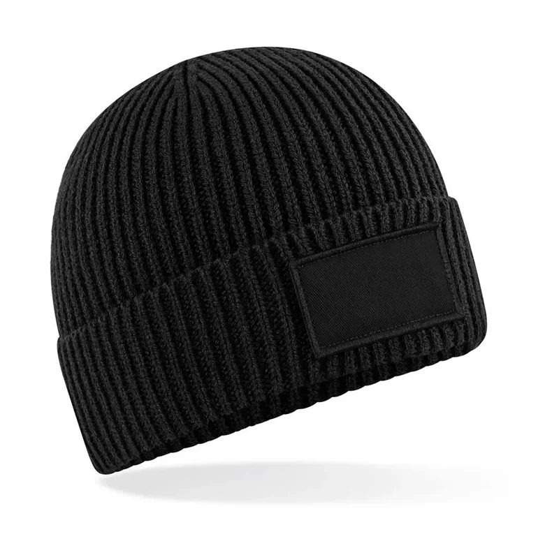 Stylischer Patches Beanie