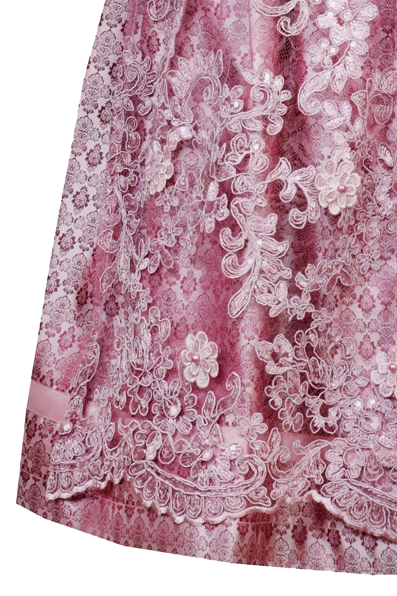 Mini-Dirndl mit Spitzenschürze