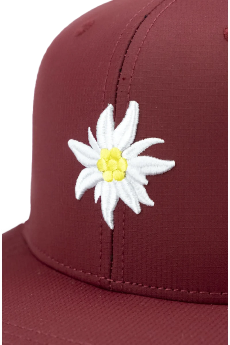 Snapback Cap mit Edelweisslogo