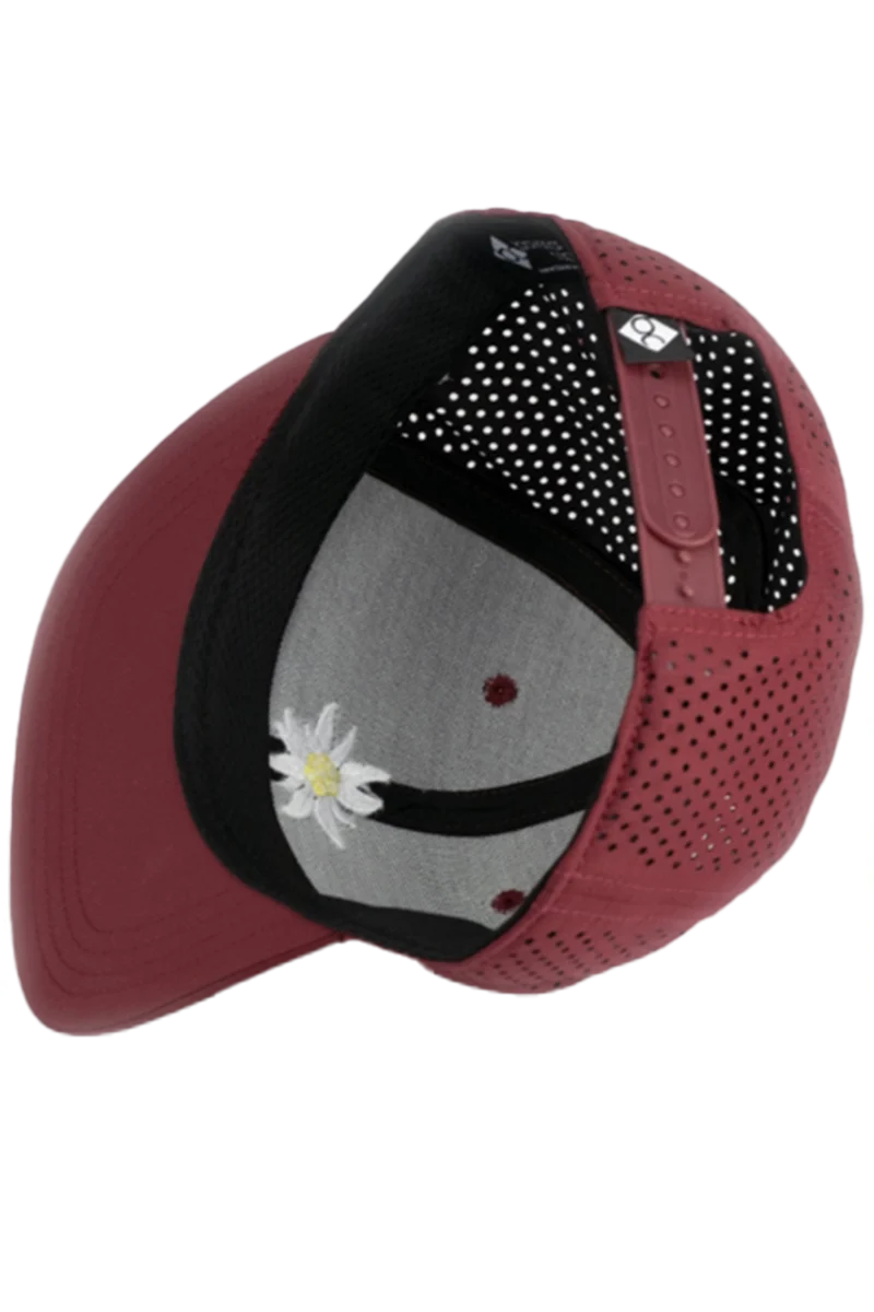 Snapback Cap mit Edelweisslogo