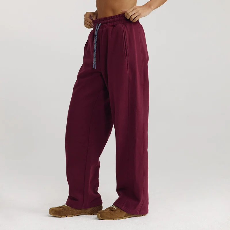 Gerade Joggers - Kirschlack