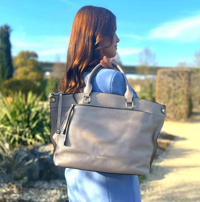 NEVER WITHOUT Tote Bag taupe Kalbsleder
