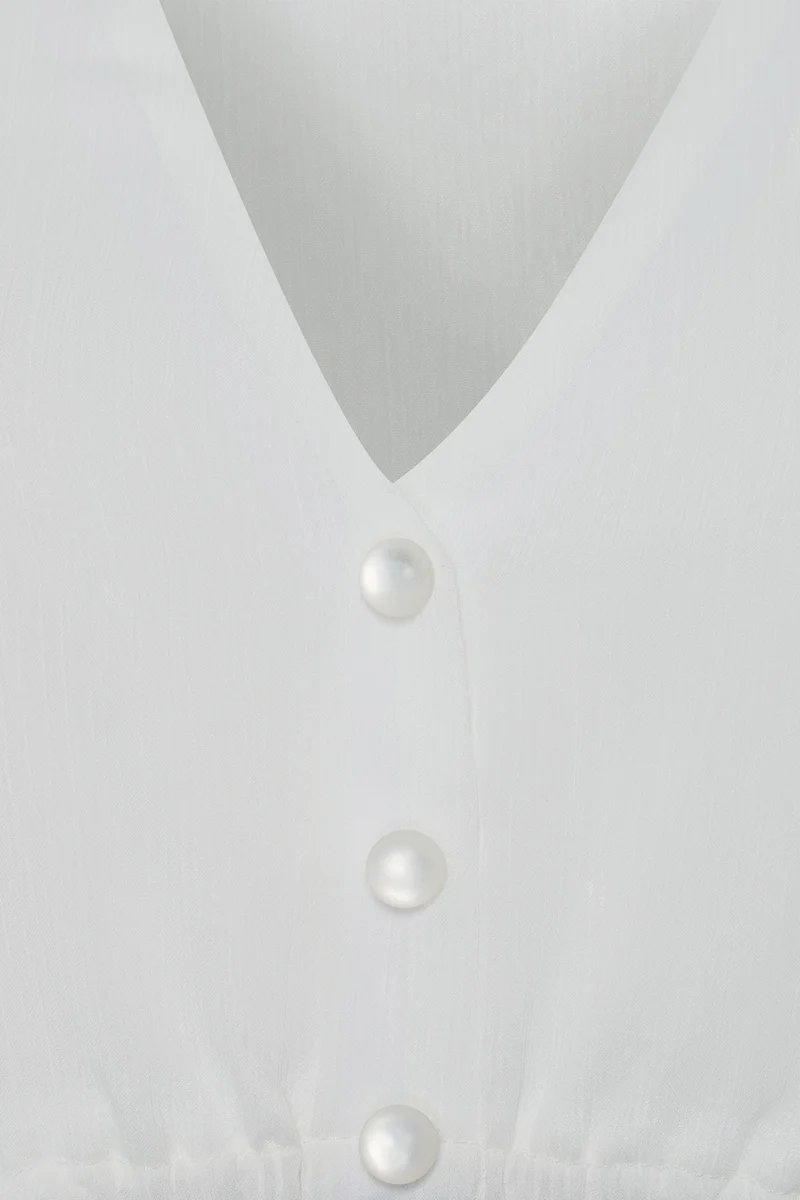 Dirndlbluse mit 3/4-Ärmeln und V-Ausschnitt - offwhite