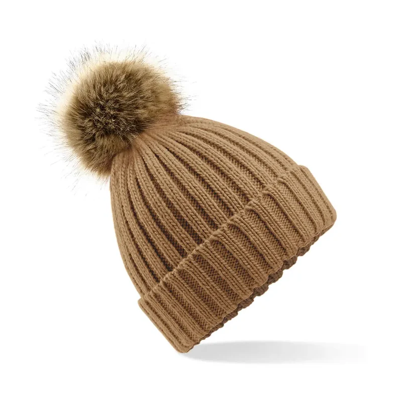 Flauschige Pop Pom Grobstrickmütze