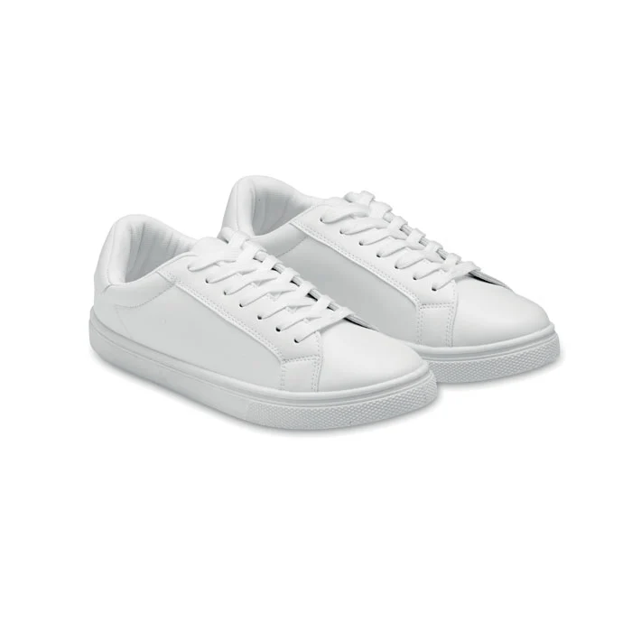 Sneaker aus PU 39